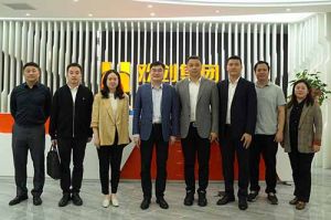 南沙區(qū)委常委、組織部部長(zhǎng)張家炳率隊(duì)蒞臨歡創(chuàng)集團(tuán)參觀考察